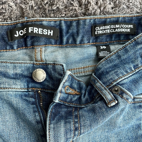 JOE FRESH - Denim shorts. Great for the summer - Picture 3 of 3